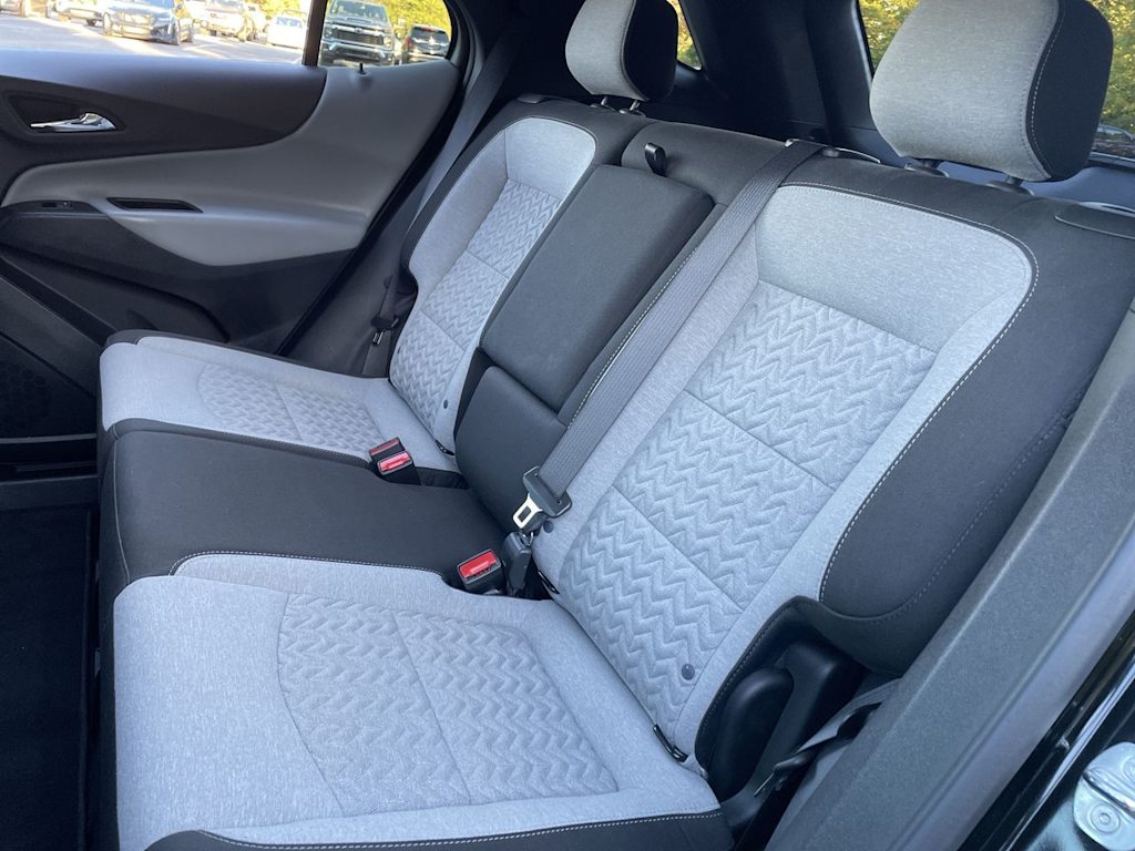 Thumbnail: 2023 Chevrolet Equinox - 25