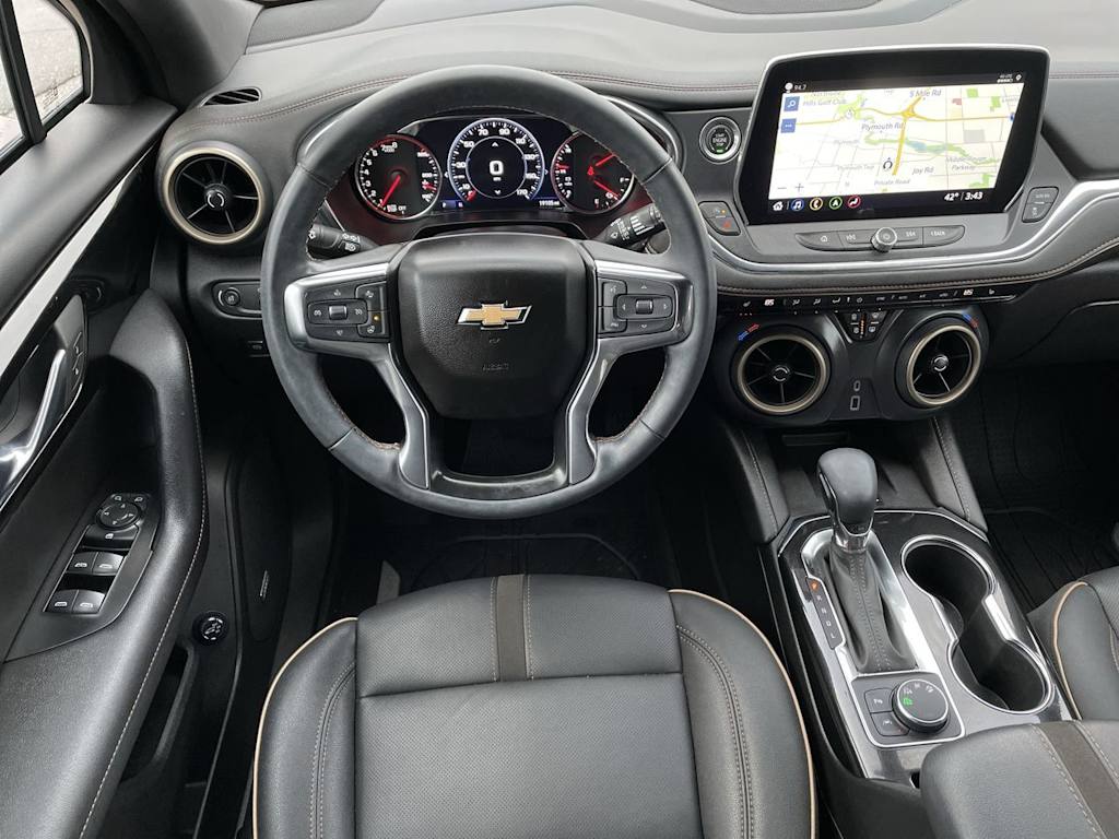 Thumbnail: 2023 Chevrolet Blazer - 2