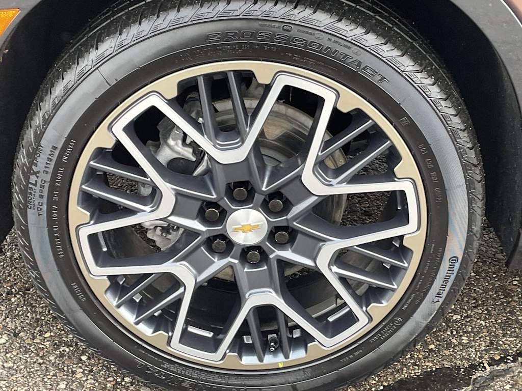 Thumbnail: 2023 Chevrolet Blazer - 6