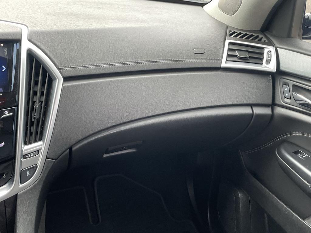 Thumbnail: 2016 Cadillac SRX - 25