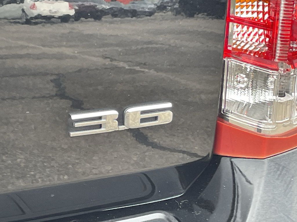 Thumbnail: 2016 Cadillac SRX - 40