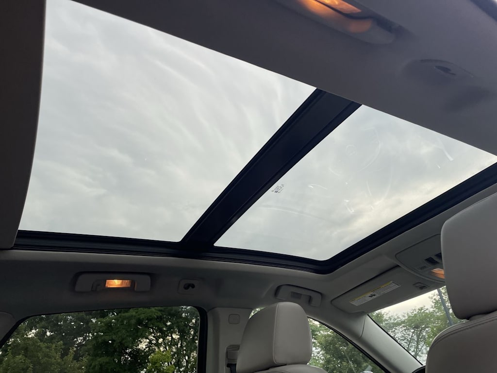 Thumbnail: 2013 Cadillac SRX - 28