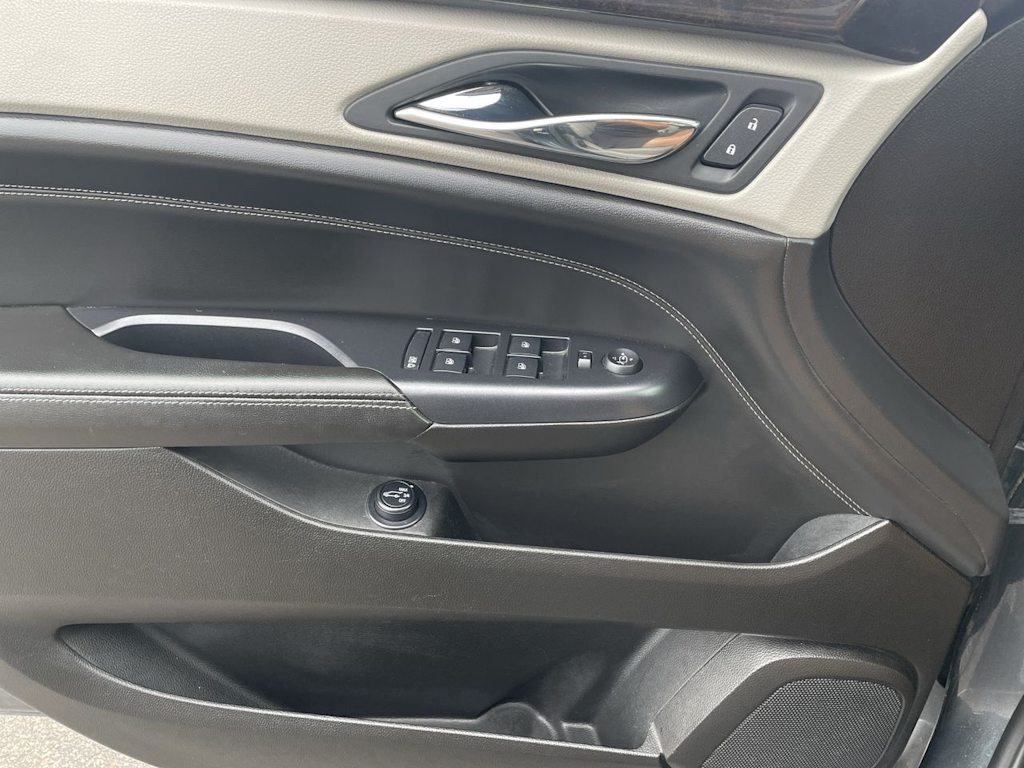 Thumbnail: 2013 Cadillac SRX - 37