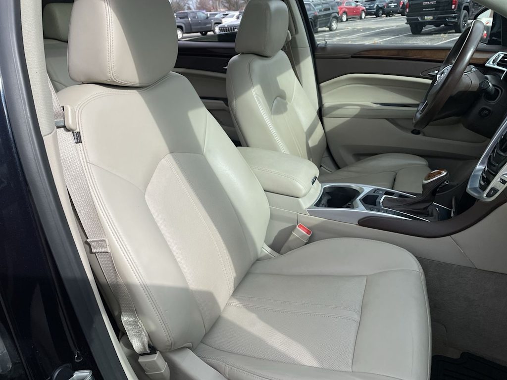 Thumbnail: 2015 Cadillac SRX - 10