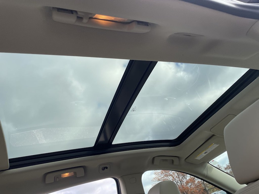 Thumbnail: 2015 Cadillac SRX - 28