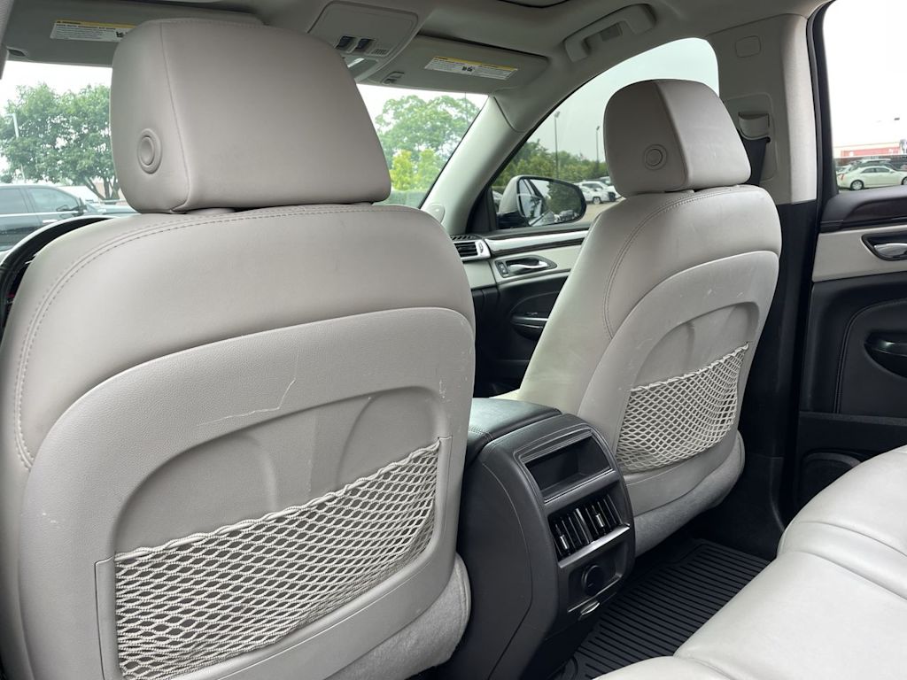 Thumbnail: 2015 Cadillac SRX - 28