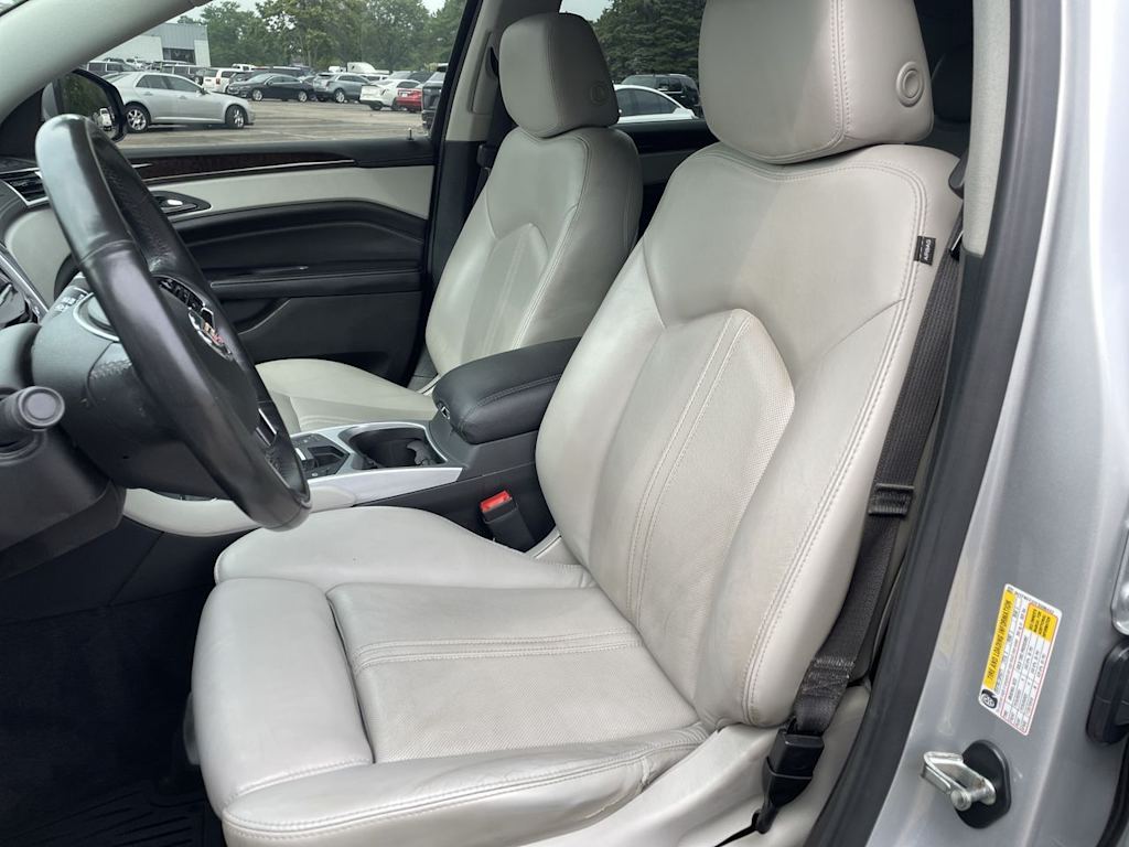 Thumbnail: 2015 Cadillac SRX - 11