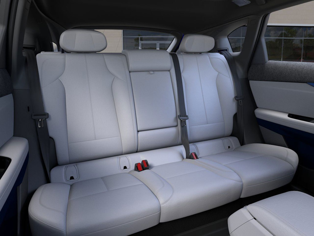 2025 Cadillac Optiq Luxury 9