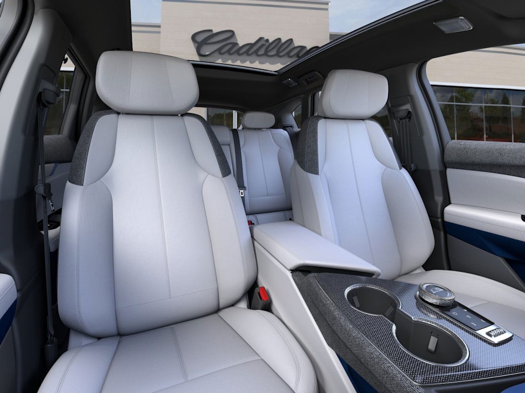2025 Cadillac Optiq Luxury 7