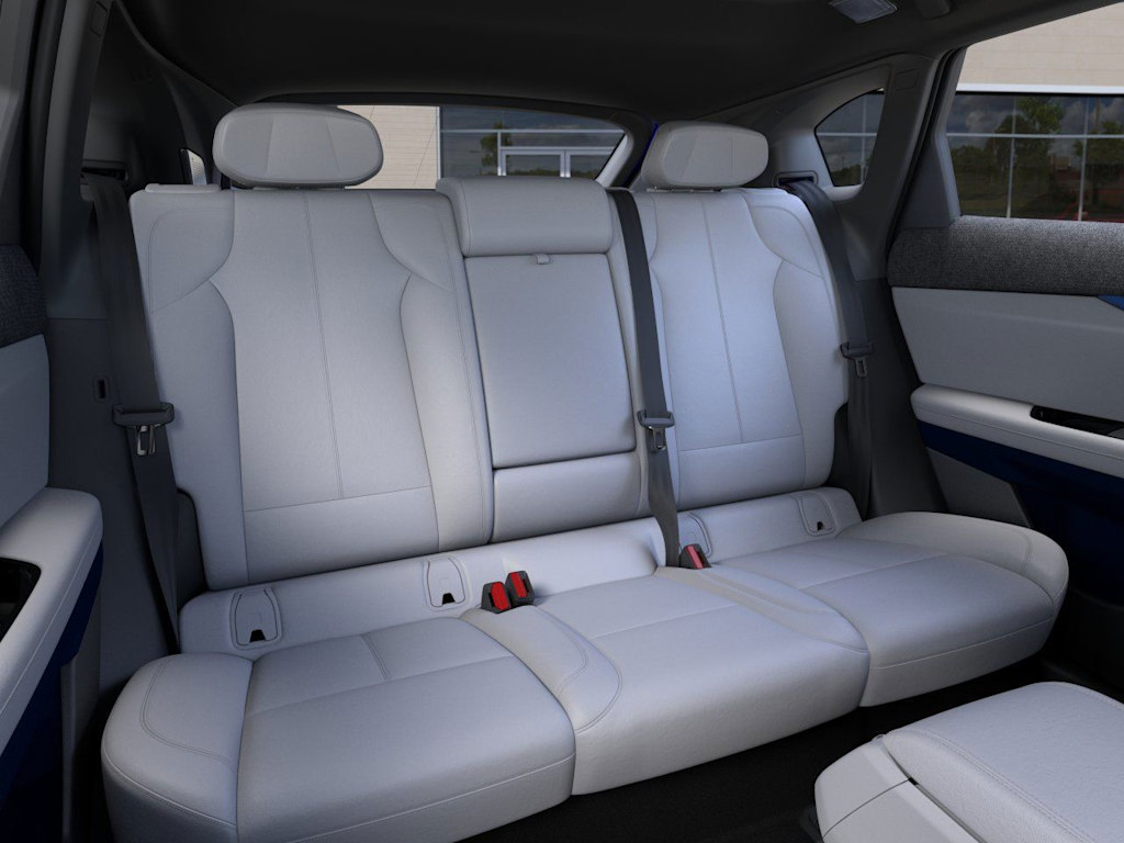 2025 Cadillac Optiq Luxury 9