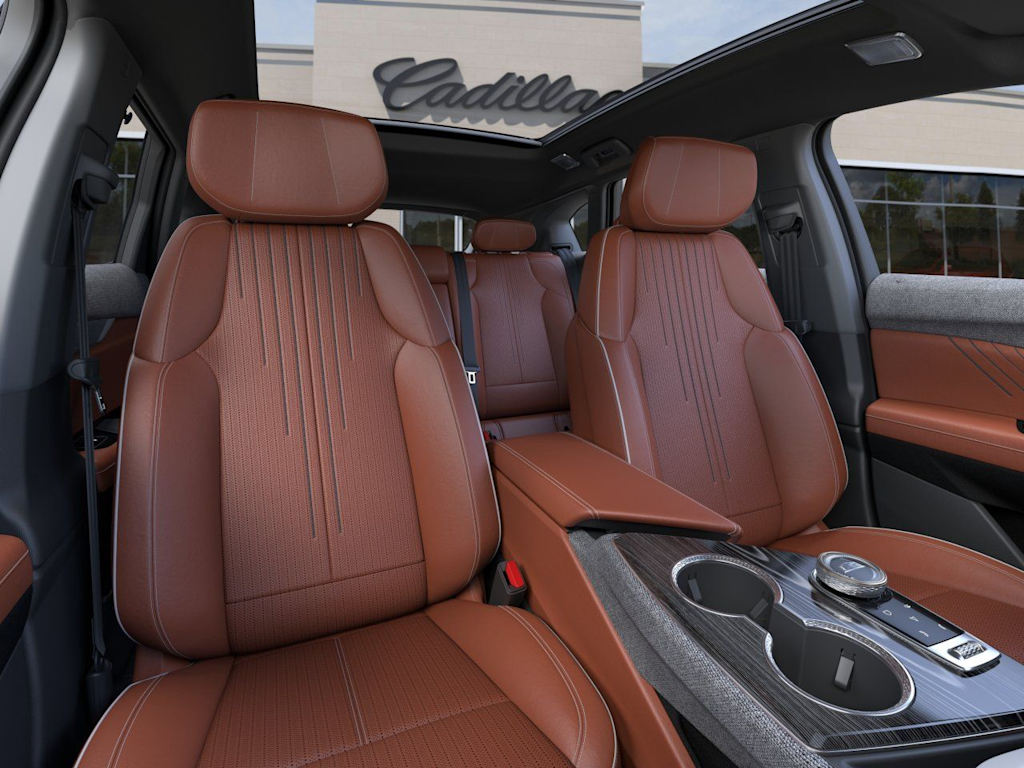 Thumbnail: 2027 Cadillac Optiq - 7