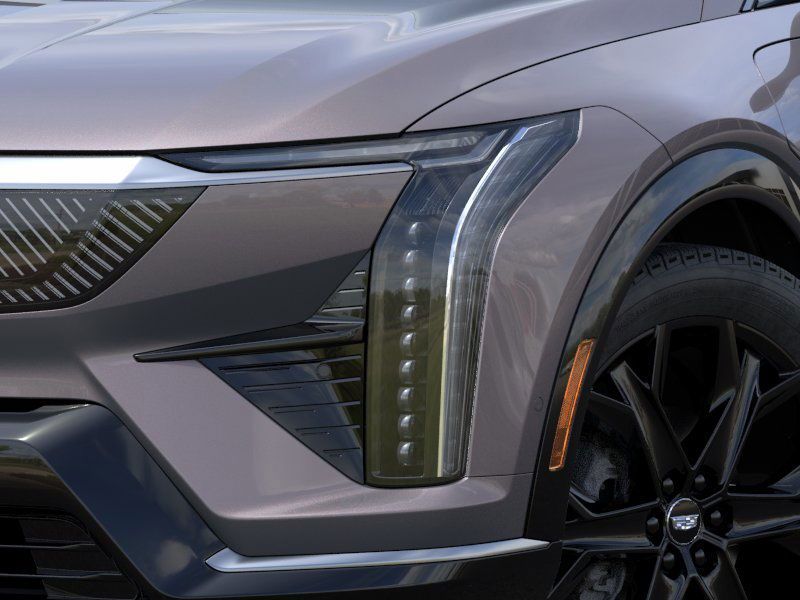 2025 Cadillac Optiq Luxury 2 6