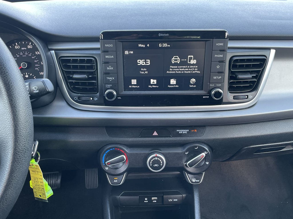 Thumbnail: 2020 Kia Rio - 12