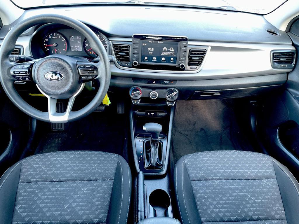 Thumbnail: 2020 Kia Rio - 8