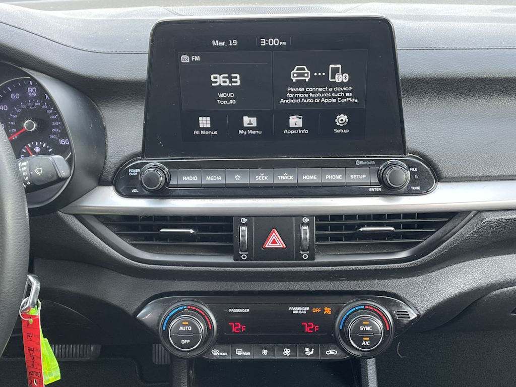 Thumbnail: 2019 Kia Forte - 13