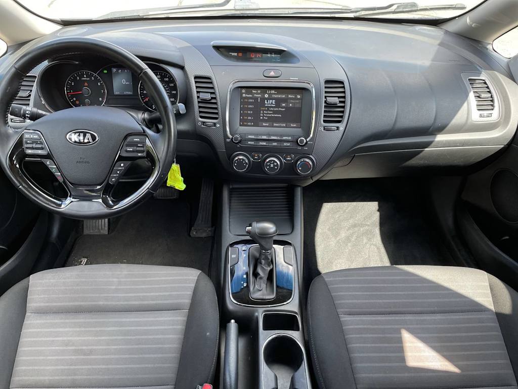 Thumbnail: 2018 Kia Forte - 8