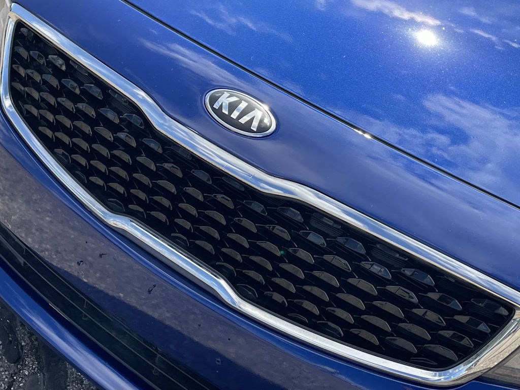 Thumbnail: 2018 Kia Forte - 5