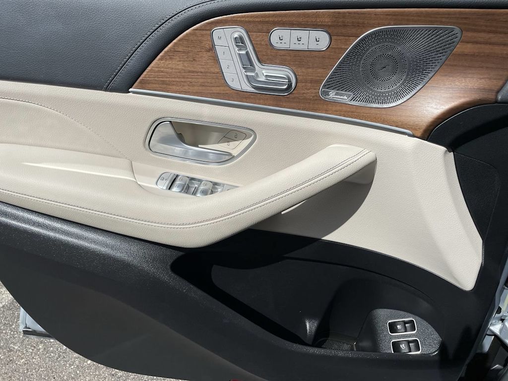 Thumbnail: 2024 Mercedes-Benz GLE - 39