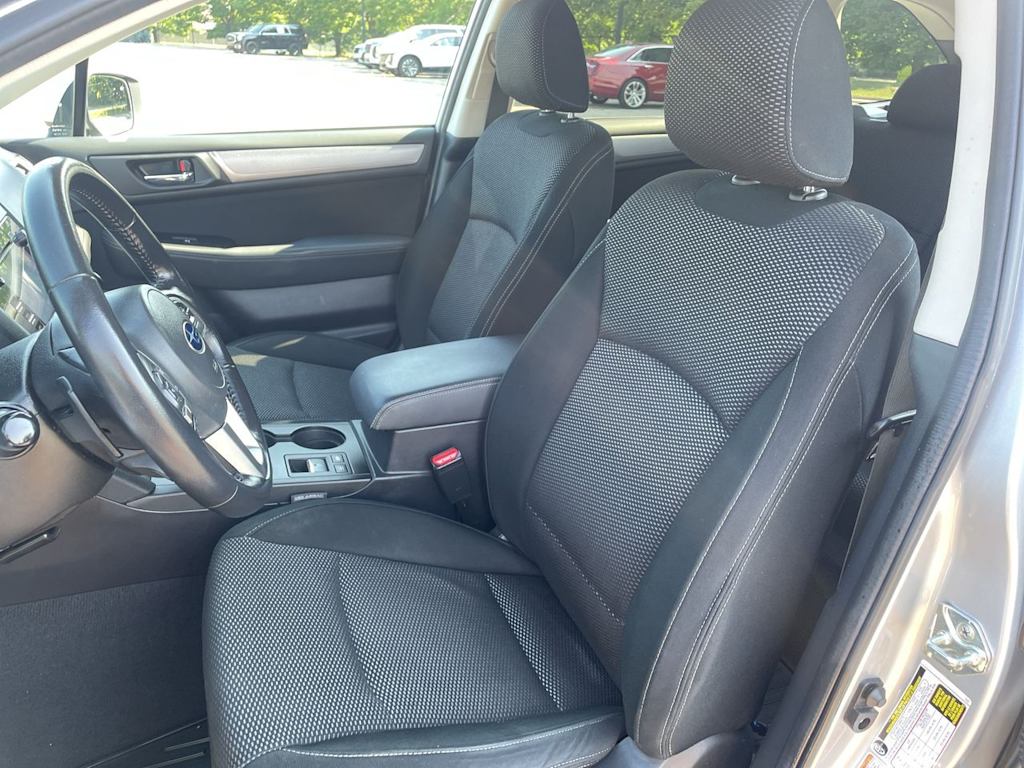 Thumbnail: 2016 Subaru Outback - 9