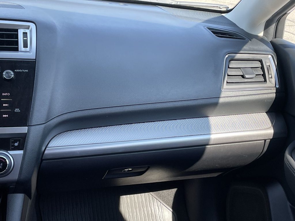 Thumbnail: 2016 Subaru Outback - 25