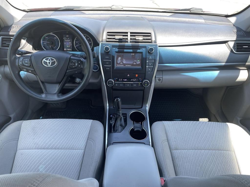 Thumbnail: 2015 Toyota Camry - 9