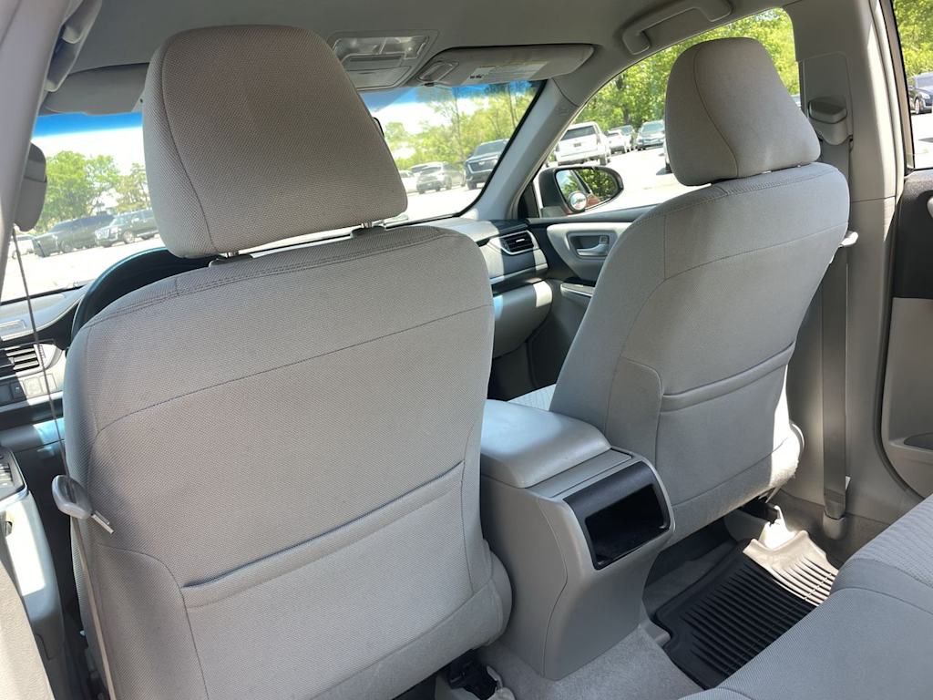 Thumbnail: 2015 Toyota Camry - 27