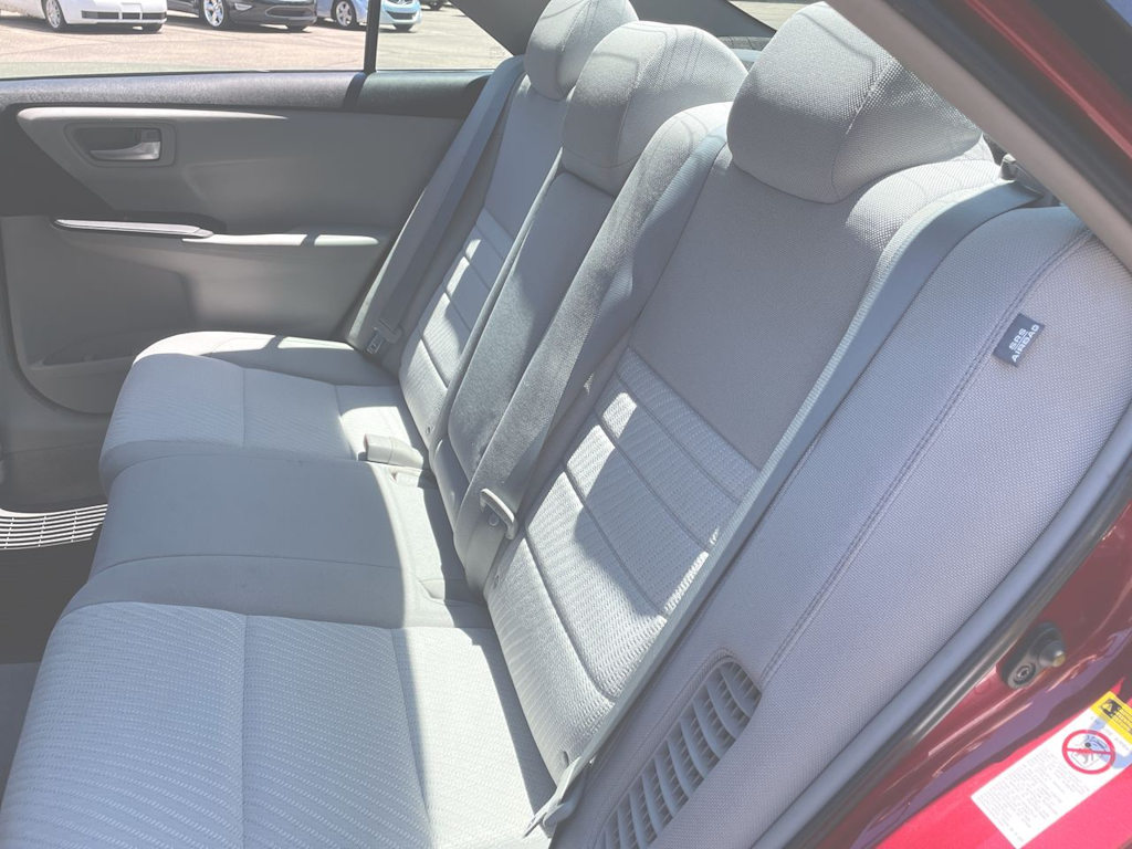 Thumbnail: 2015 Toyota Camry - 26