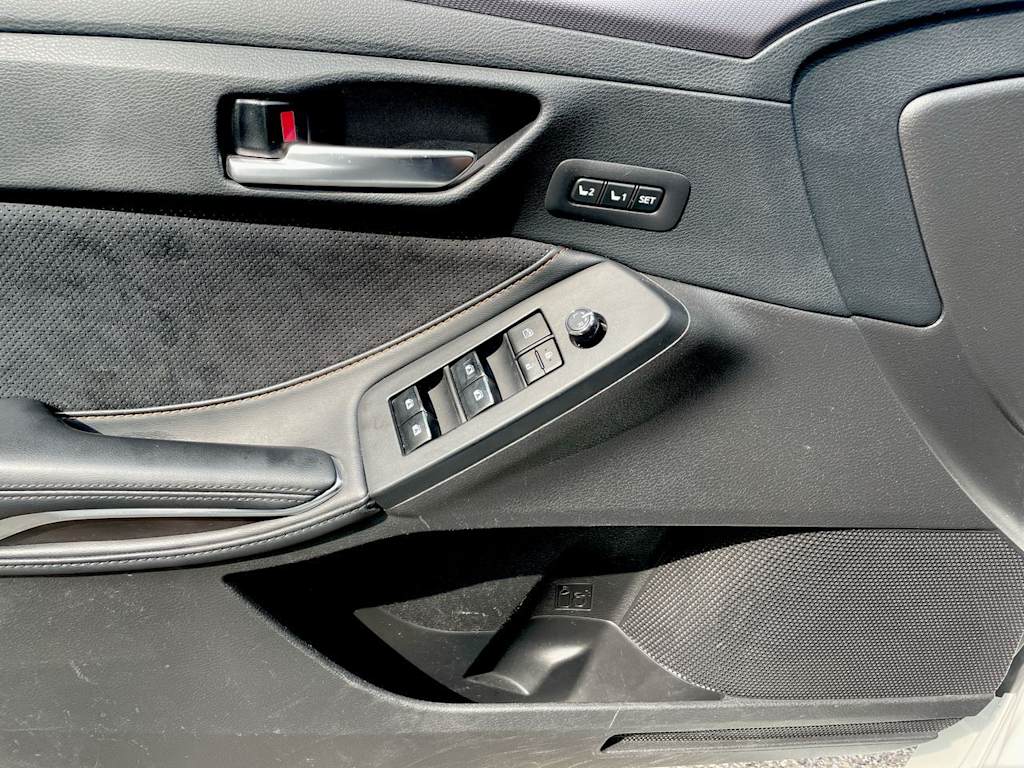 Thumbnail: 2019 Toyota Avalon - 36