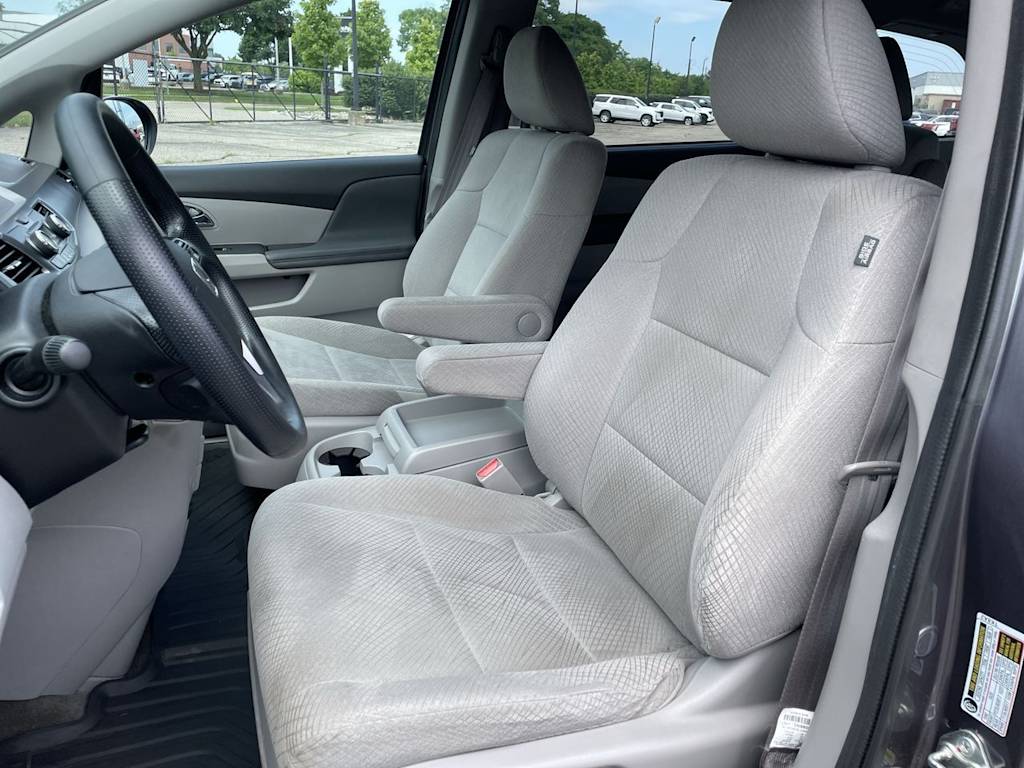 Thumbnail: 2015 Honda Odyssey - 9