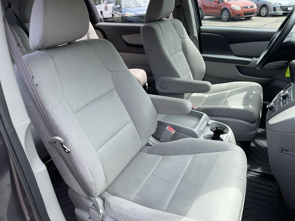 Thumbnail: 2015 Honda Odyssey - 10