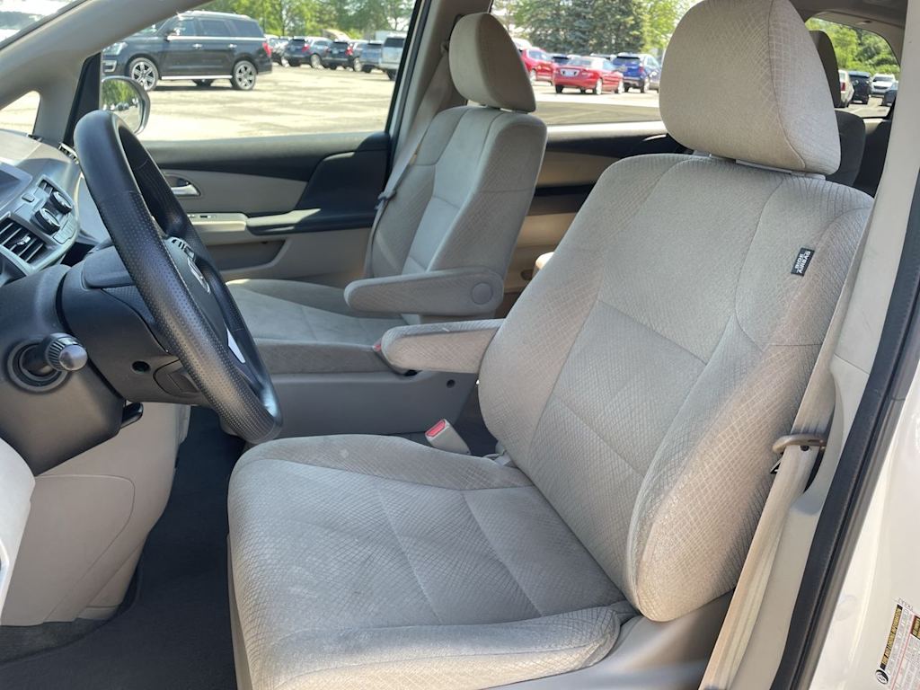 Thumbnail: 2016 Honda Odyssey - 9