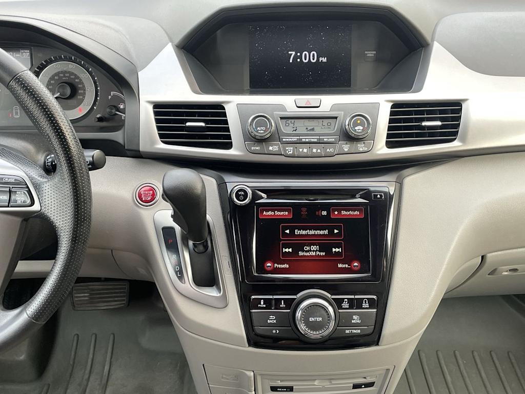 Thumbnail: 2016 Honda Odyssey - 13