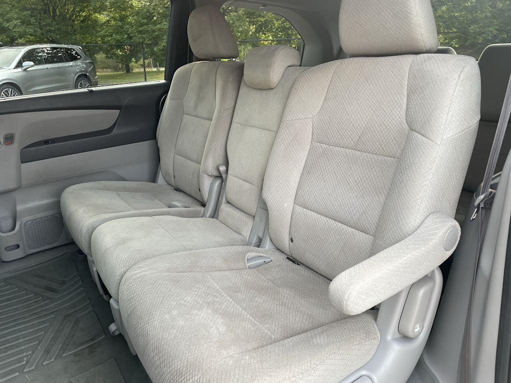 Thumbnail: 2016 Honda Odyssey - 26