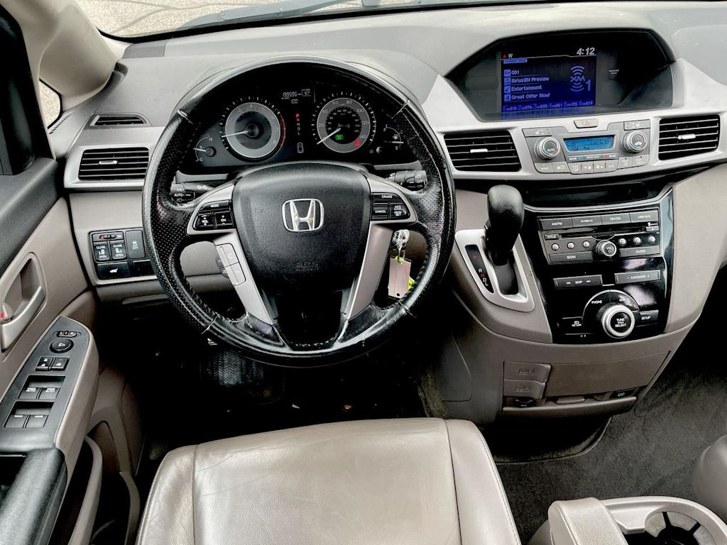 Thumbnail: 2013 Honda Odyssey - 2