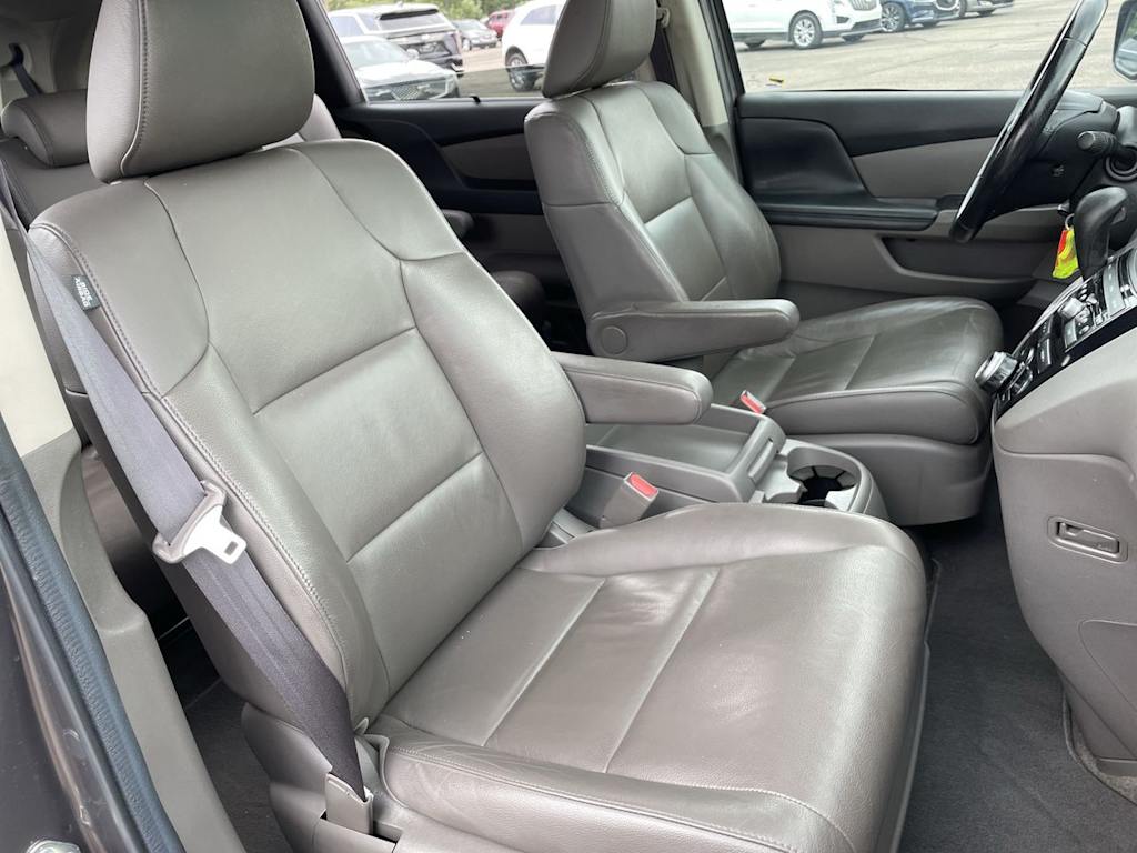Thumbnail: 2013 Honda Odyssey - 10