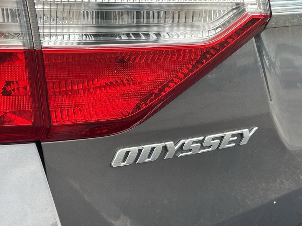 Thumbnail: 2013 Honda Odyssey - 37