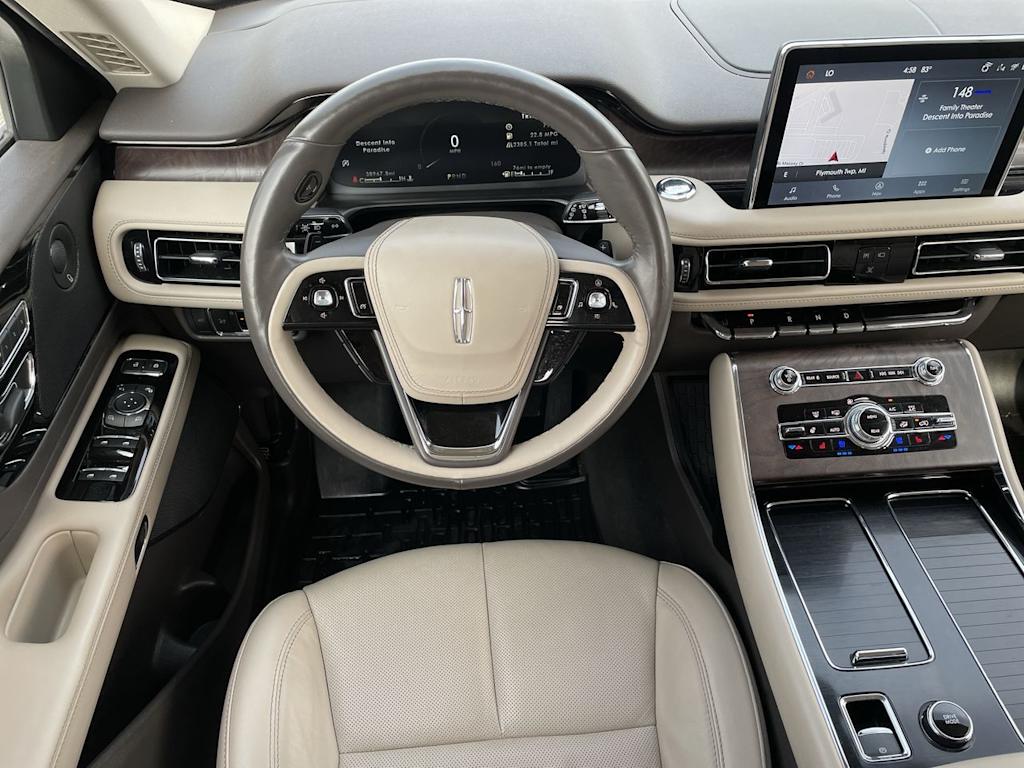 Thumbnail: 2022 Lincoln Aviator - 2