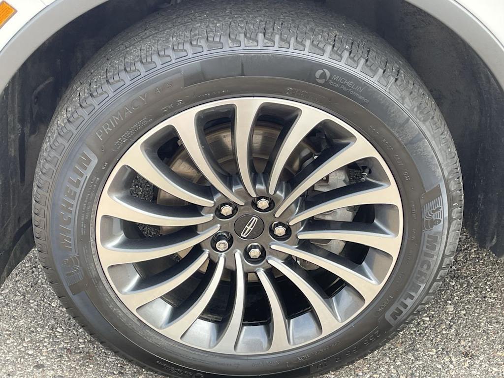 Thumbnail: 2022 Lincoln Aviator - 7