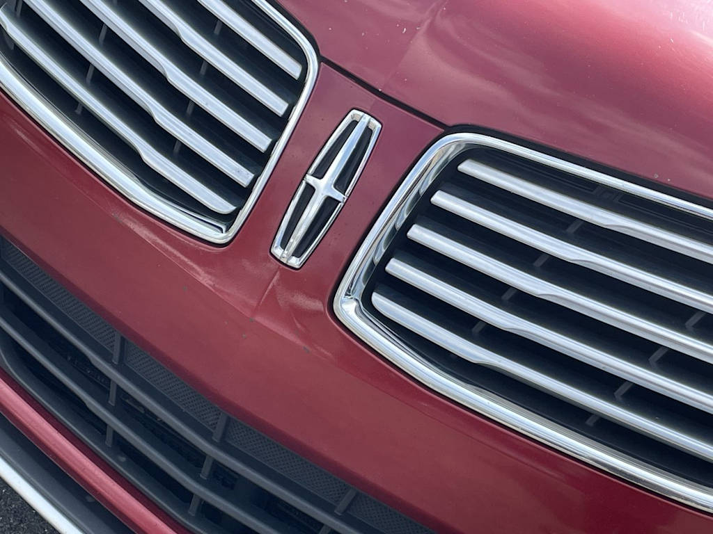 Thumbnail: 2016 Lincoln MKC - 39