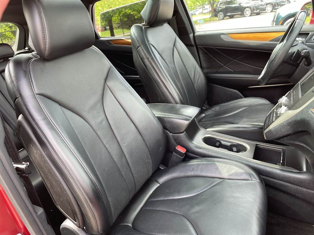 Thumbnail: 2016 Lincoln MKC - 11