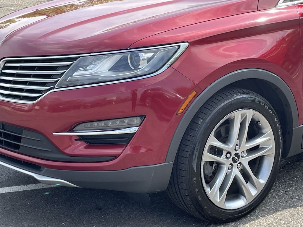 Thumbnail: 2016 Lincoln MKC - 7