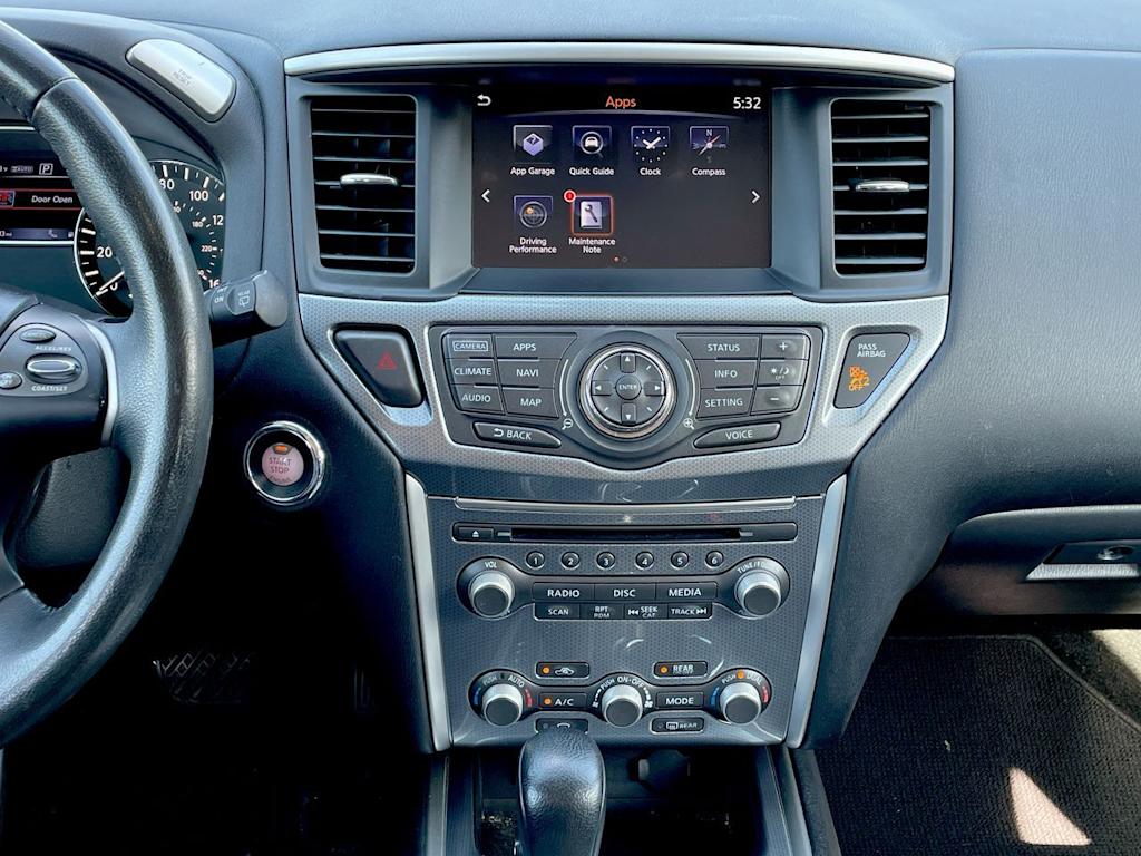 Thumbnail: 2017 Nissan Pathfinder - 12