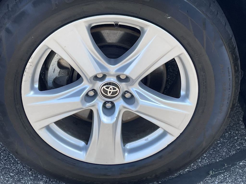 Thumbnail: 2021 Toyota Highlander - 6