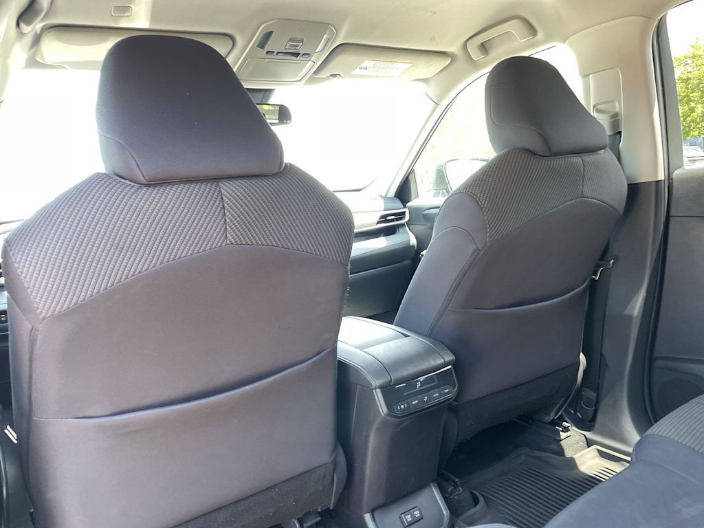 Thumbnail: 2021 Toyota Highlander - 28