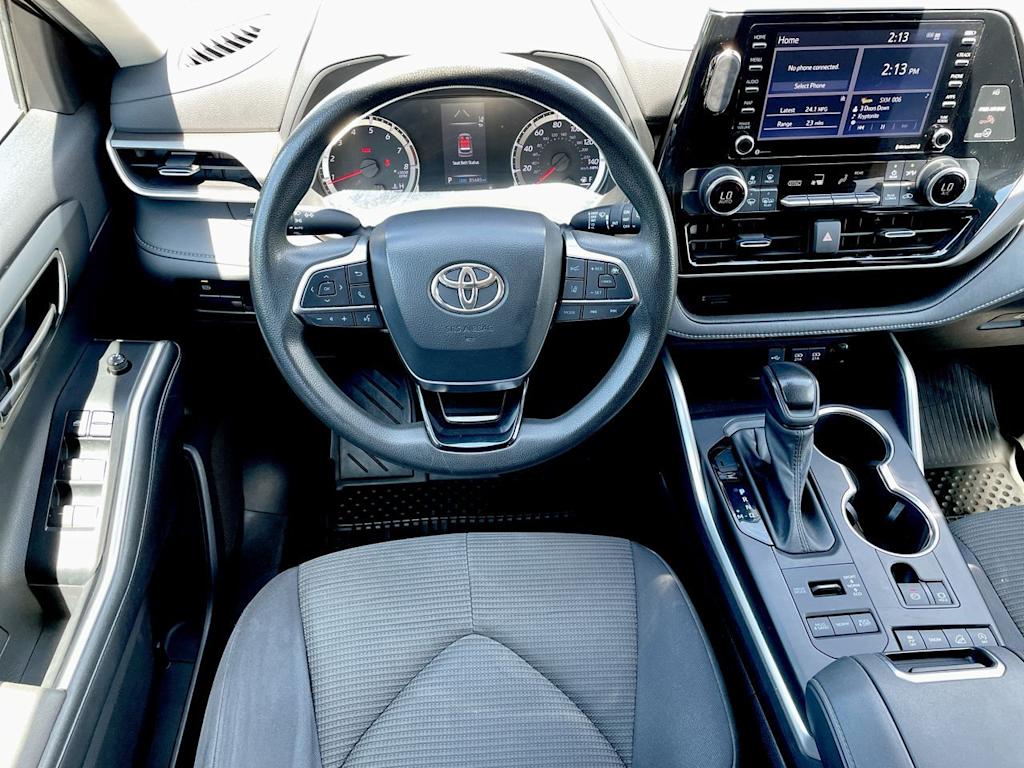 Thumbnail: 2021 Toyota Highlander - 2