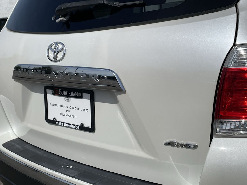 Thumbnail: 2013 Toyota Highlander - 38