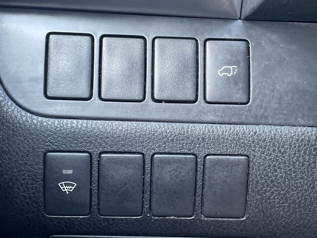 Thumbnail: 2015 Toyota Highlander - 34