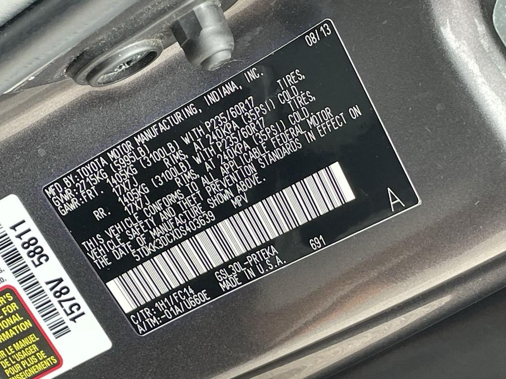 Thumbnail: 2013 Toyota Sienna - 15