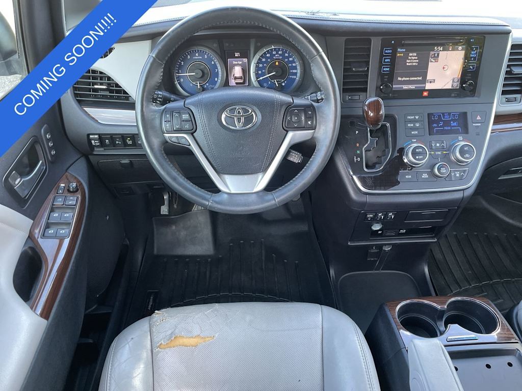 Thumbnail: 2015 Toyota Sienna - 2