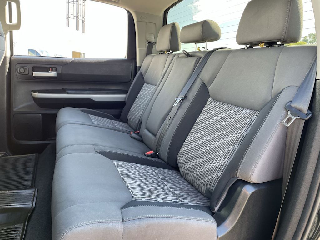 Thumbnail: 2020 Toyota Tundra - 26